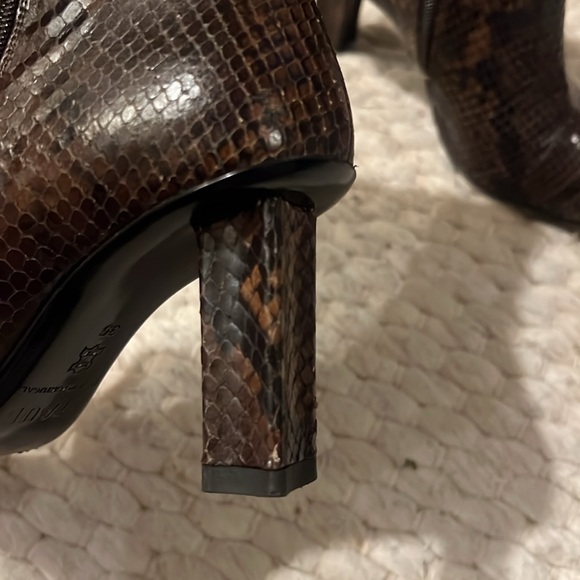 AUTHENTIC Staud Snake print boots - Picture 5 of 6